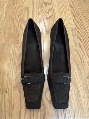 Stuart Weitzman Brown Suede Kitten Heels